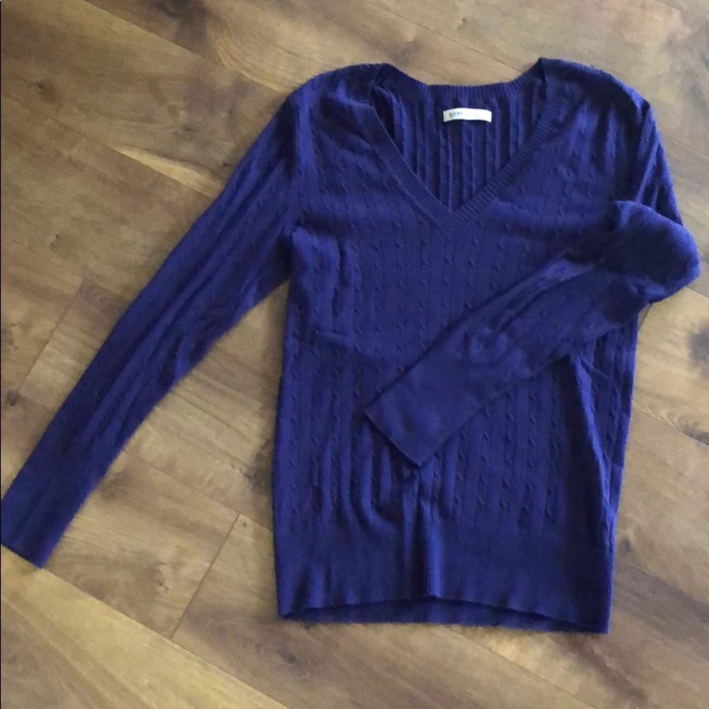 Old Navy sweater
